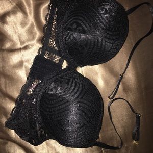 Black lace bra